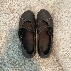 Clark’s loafers 7.5